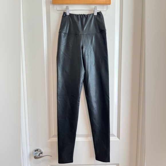 All Saints Cora High-Rise Skinny Fit Faux Leggings - Picture 5 of 9